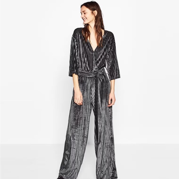 ZARA velvet jumpsuit - Picture 6 of 6